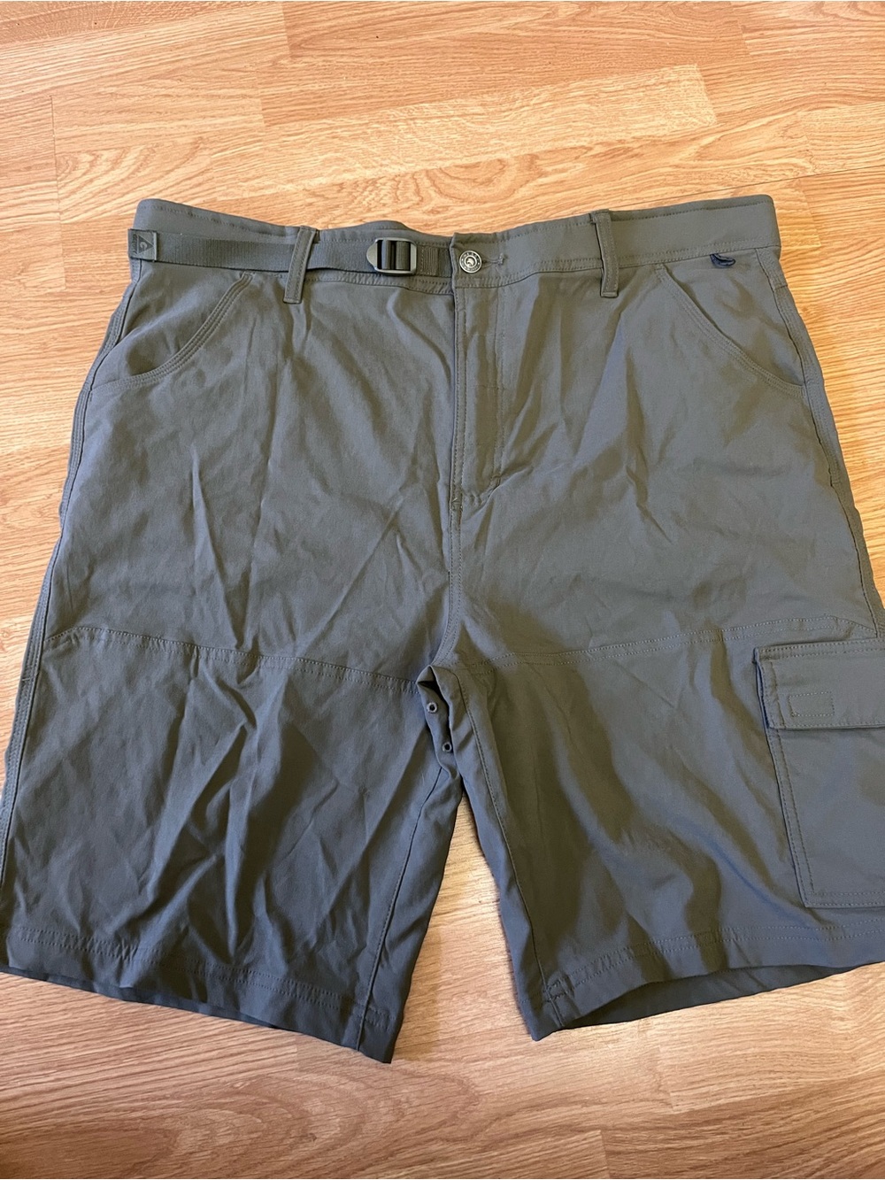 Gerry Weber Olive Cargo Shorts with Belt Detail